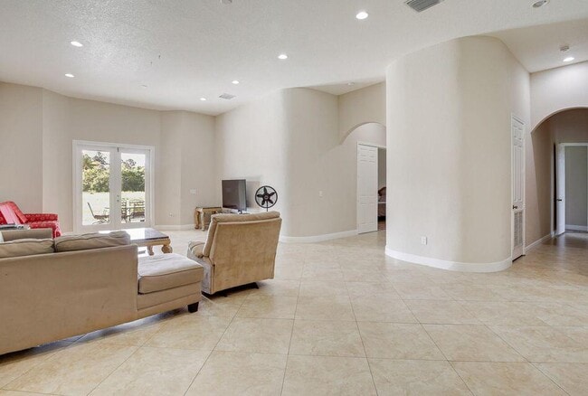 Foto del edificio - 14094 43rd Rd N