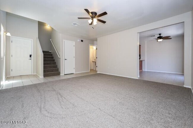 Building Photo - 6560 S Meadow Fescue Dr