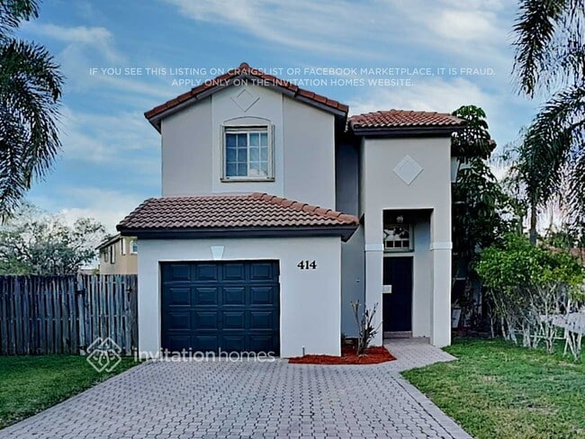 Building Photo - 414 Lakeside Cir