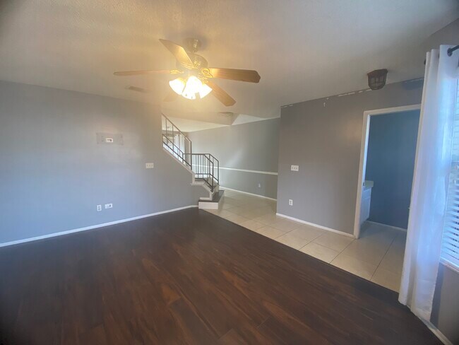 Foto del edificio - 2869 Wareham Ct