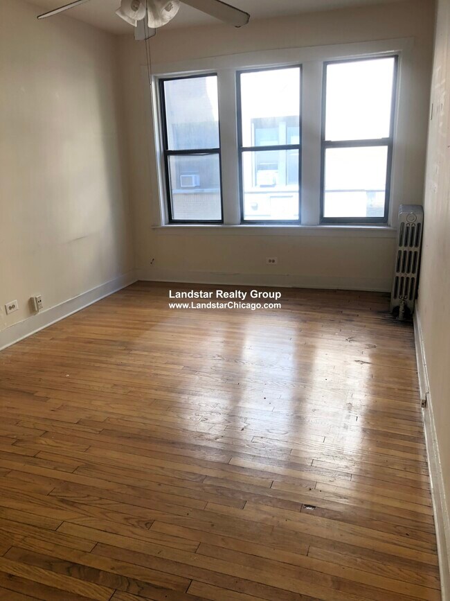 Foto del edificio - 1536 N Kedzie Ave