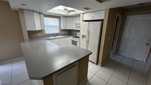 Building Photo - 28 Cosmopolitan Dr