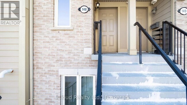 Building Photo - 4975 Southampton Dr