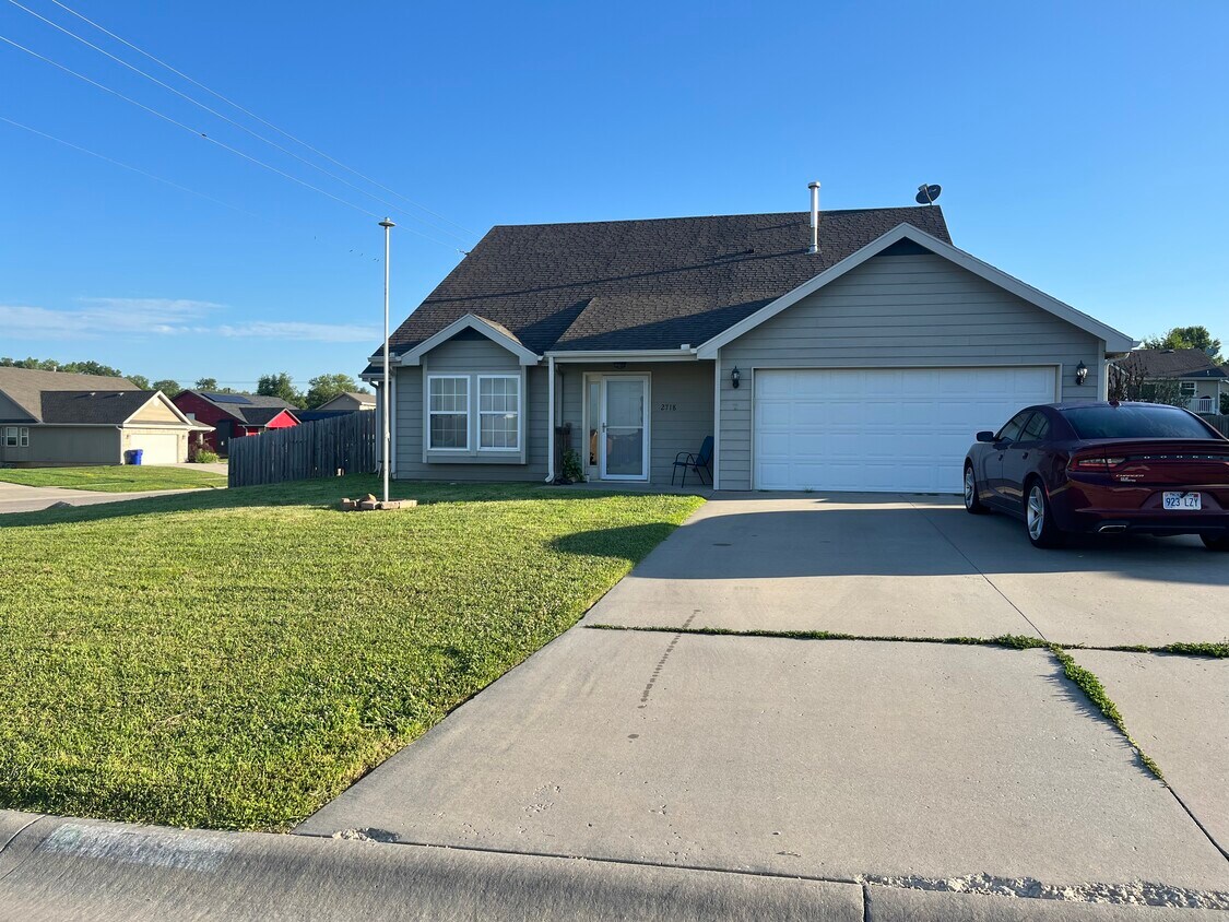 2718 Blaine Ct, Junction City, KS 66441 House Rental in Junction City