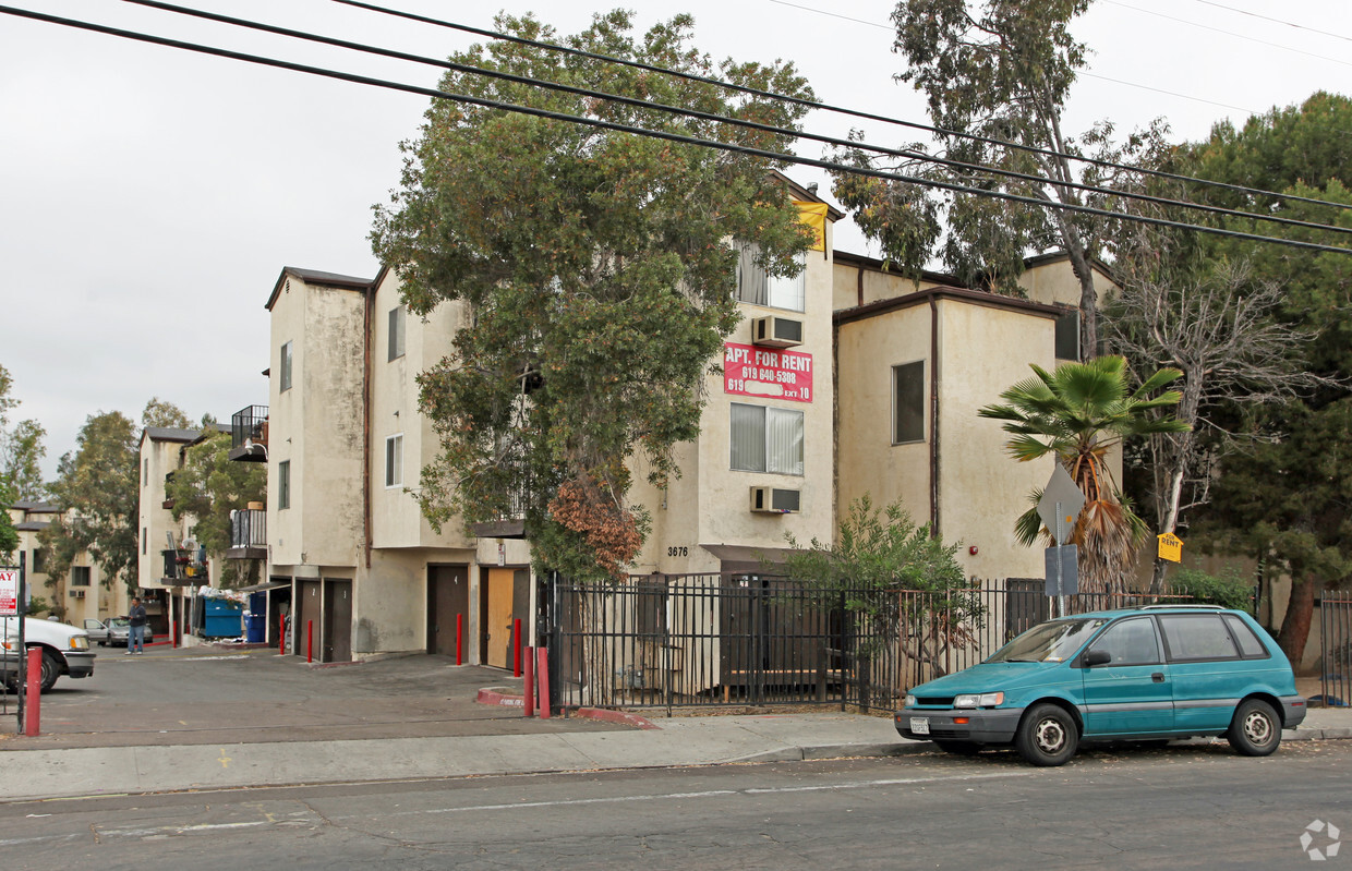 Primary Photo - Altadena Apartments