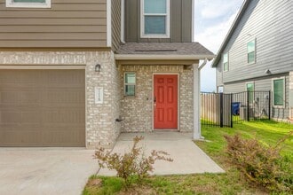 Building Photo - 7212 Sparkling Light Dr