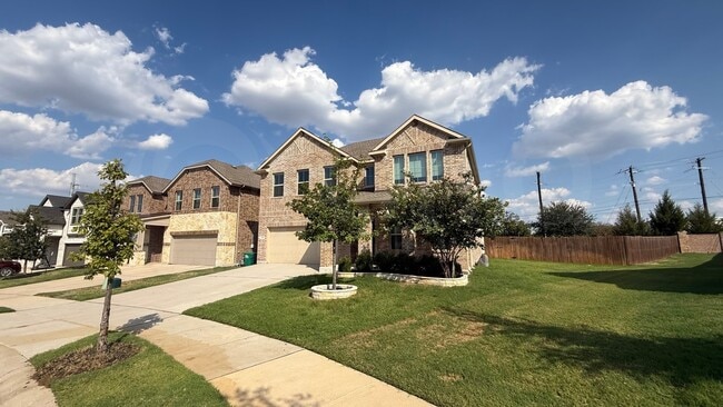 Foto del edificio - 2600 Briarhurst Ct