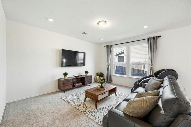 Building Photo - 402 Lynwood Gold Wy