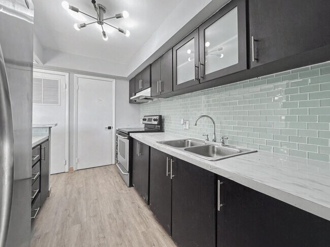 Building Photo - 8401 SW 107th Ave