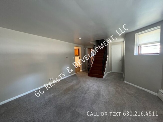 Building Photo - ***FOREST PARK / 1 BDRM / APPLIANCE INLC /...