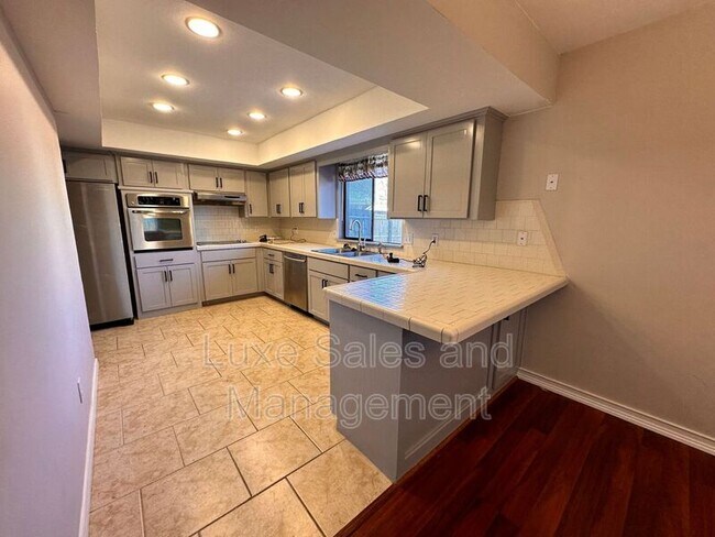 Foto del edificio - 2205 Basking Ridge Trail