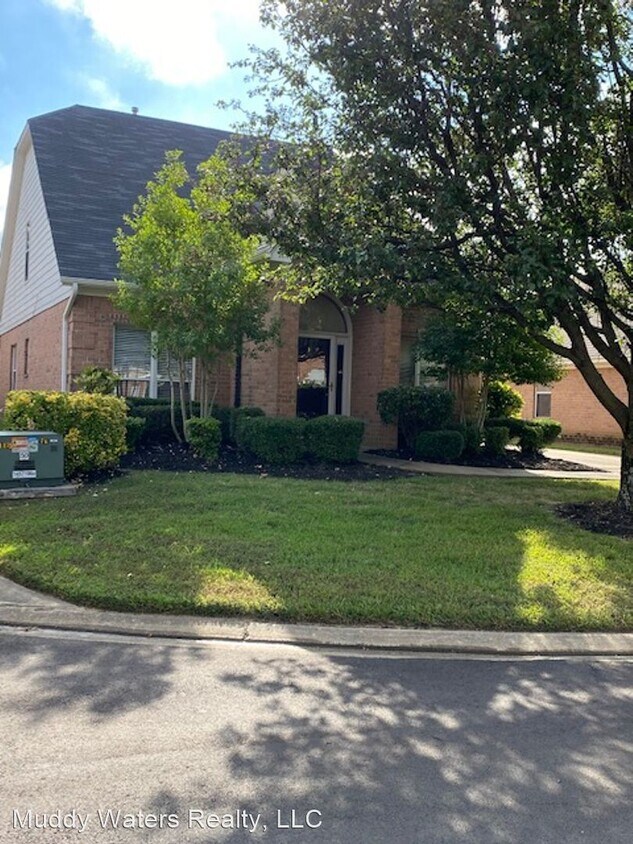 Primary Photo - 4 br, 2.5 bath House - 7170 Swinnea Ridge N