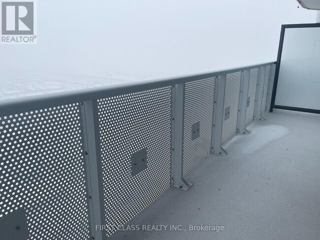 Photo du bâtiment - 8 Interchange Wy