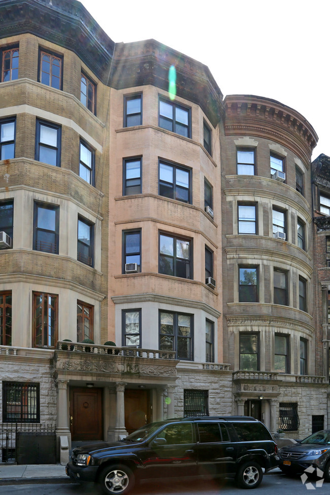 Building Photo - 306 W 78th St