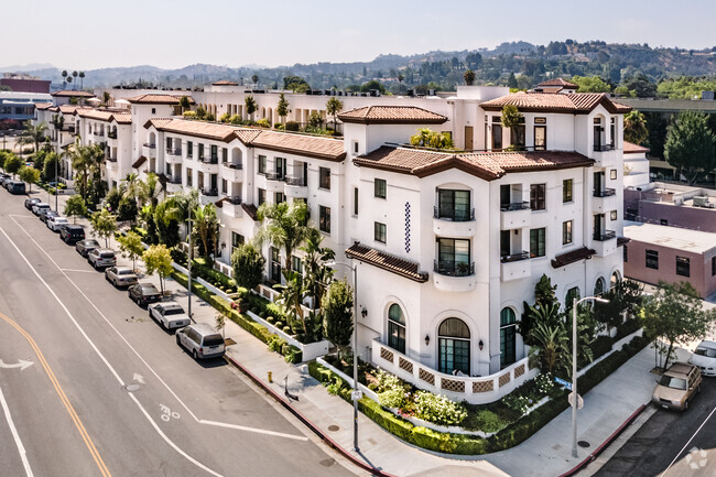 Building Photo - Metro Art Sherman Oaks Luxury Living