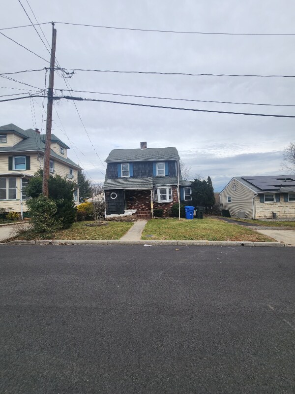 30 3rd Ave, Woodbridge Township, NJ 07064 House Rental in Woodbridge