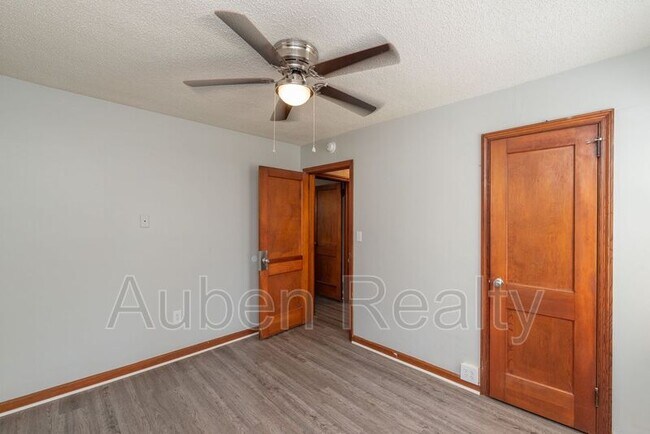Foto del edificio - 2202 Shirley Ave