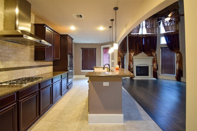 Building Photo - 27363 Pendleton Trace Dr