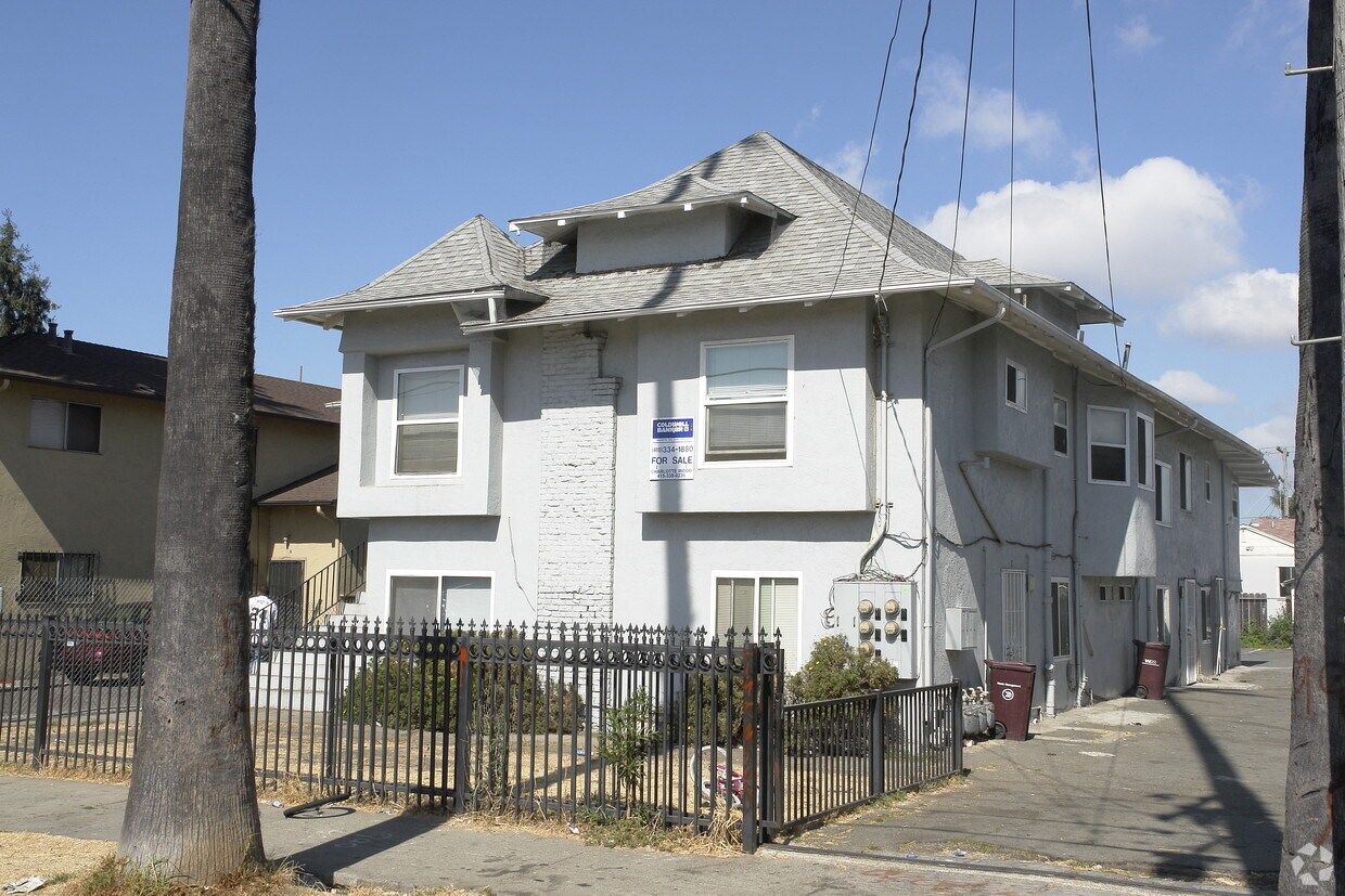 Foto del edificio - 1635 92nd Ave