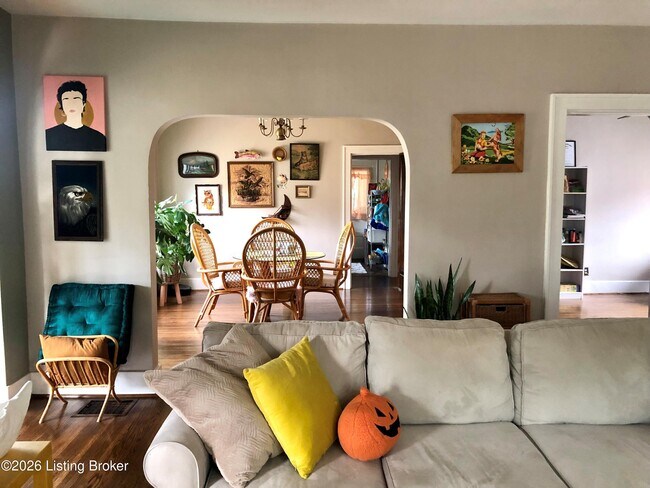 Foto del edificio - 2533 Broadmeade Rd