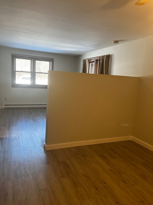 334 Weare Rd Unit 7, Henniker, NH 03242 Apartments in Henniker, NH