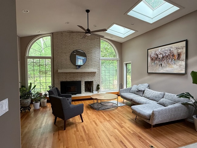 Building Photo - 4400 Crab Orchard Rd