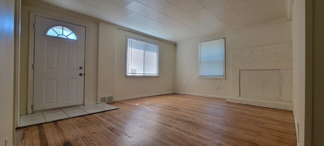 Building Photo - 22411 O'Connor St