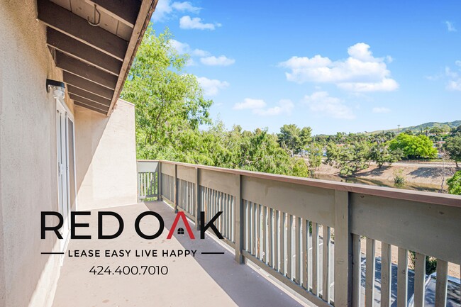 Building Photo - 726 E Workman St