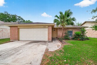 Building Photo - 10126 Fernstone Ln