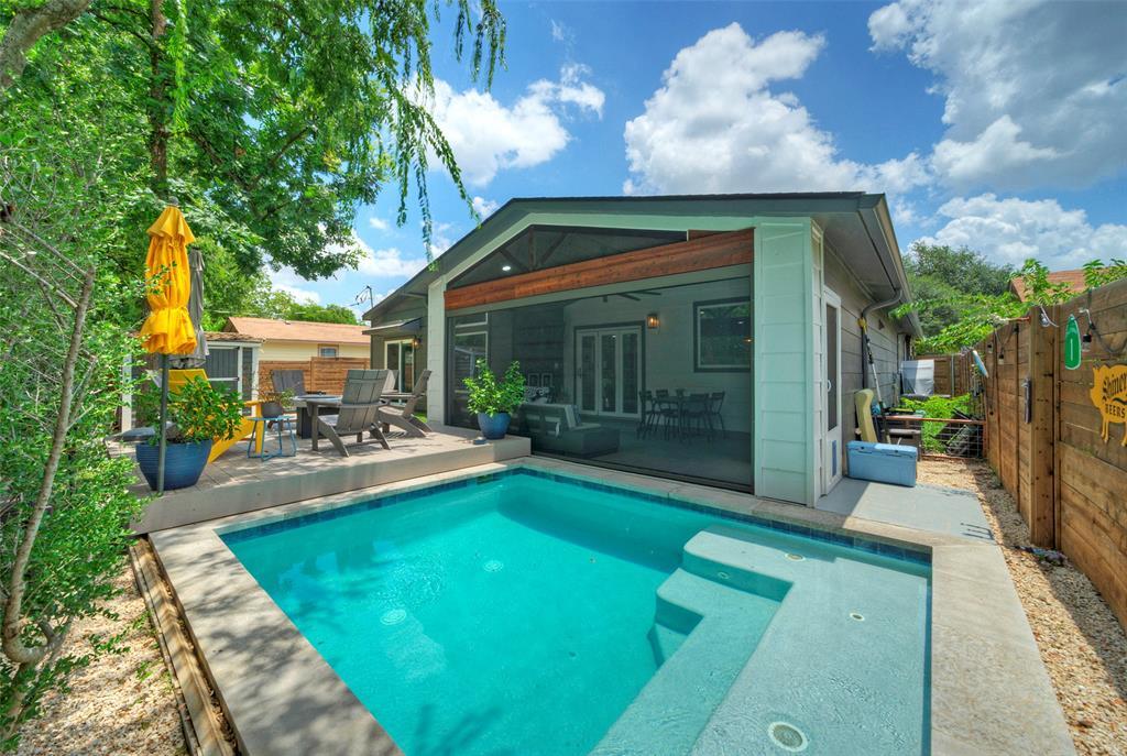 Foto principal - 8302 Reeda Ln