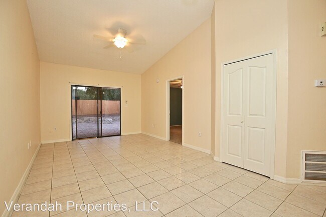 Foto del edificio - 2 br, 2 bath House - 7628 University Garde...