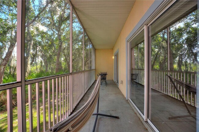 Foto del edificio - 3161 Sun Lake Ct