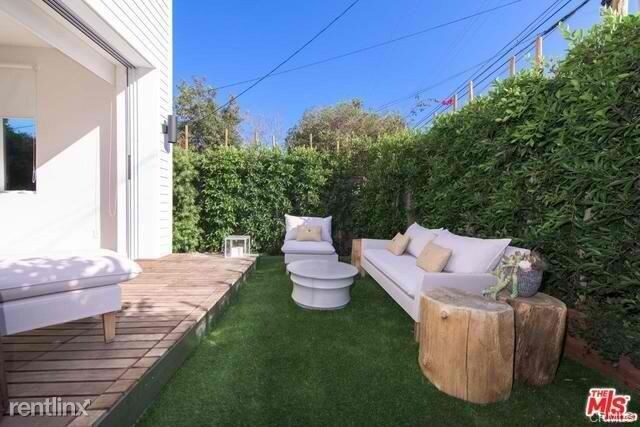 Foto del edificio - 2441 Walnut Ave