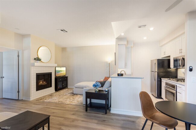 Foto del edificio - 1 br, 1 bath Condo - 3622 Bernwood Place