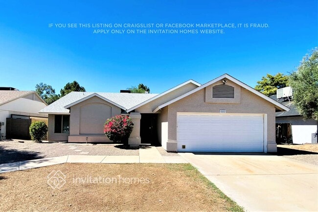 Building Photo - 2402 N Pleasant Dr