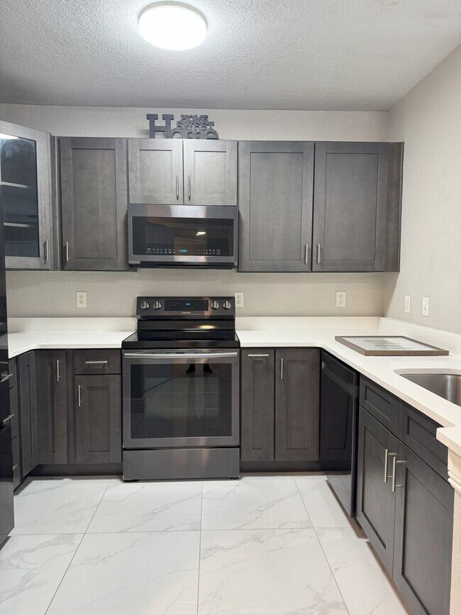 Foto del edificio - The Grande Downtown - REMODELED 1 Bedroom ...