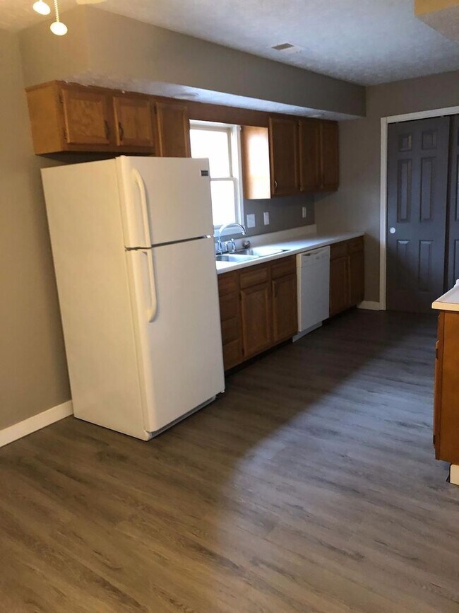 Foto del edificio - Very Nice 2 Bedroom 1 Bath Duplex