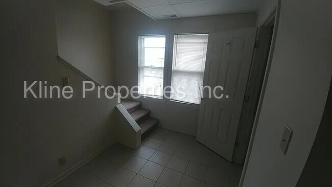 Building Photo - 340 Prospect St