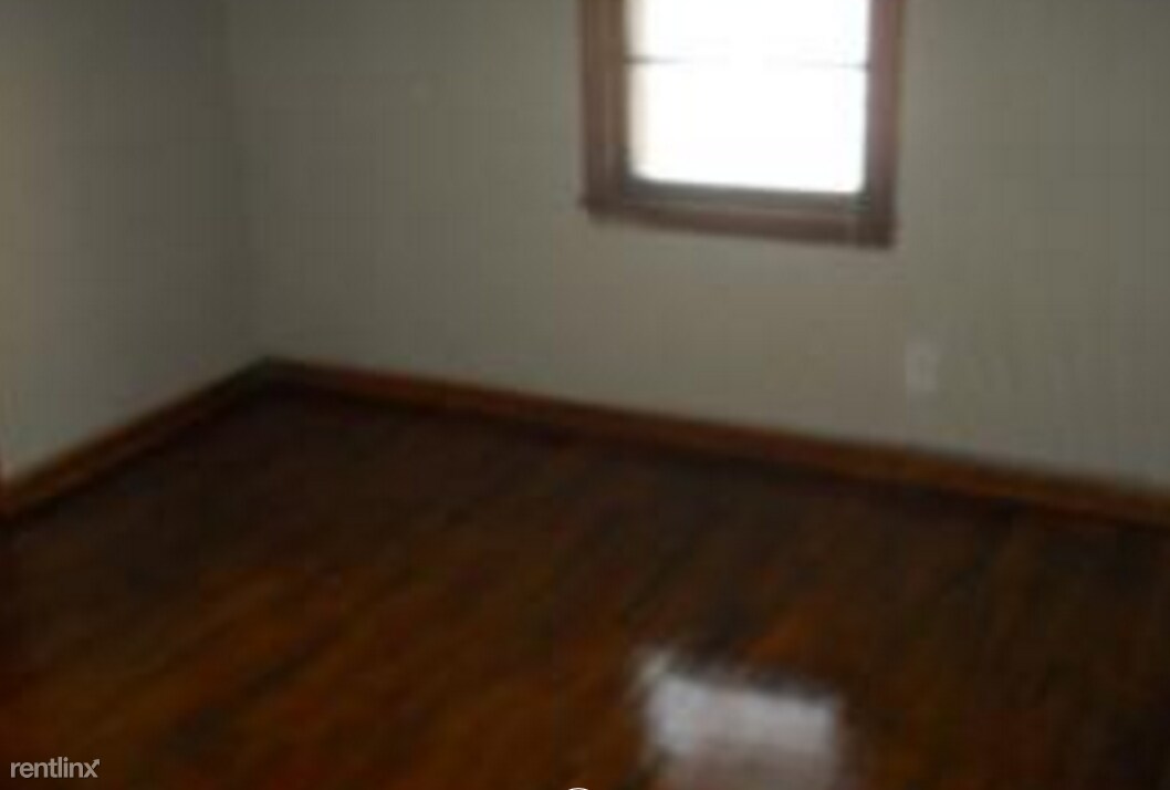Foto del edificio - 4 br, 1 bath House - 2532 N East Ave