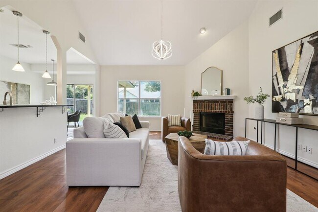 Foto del edificio - 2807 Glenwood Trail