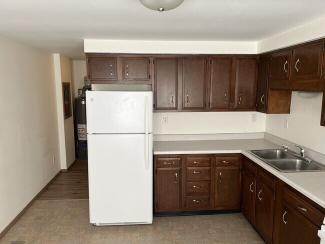 Building Photo - 901 Schluter, Unit A