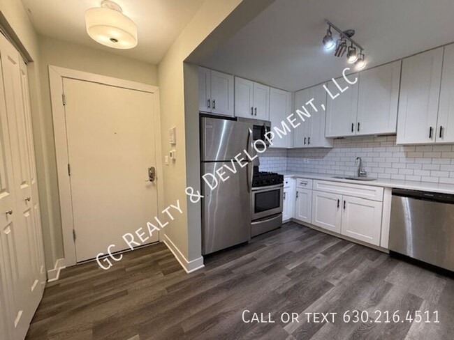 Foto del edificio - 800 Graceland Ave