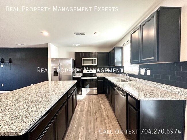 Foto del edificio - 3222 Bouquet St
