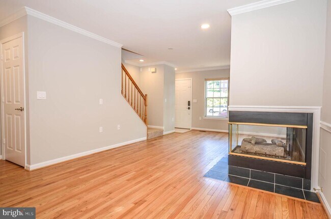 Foto del edificio - 4420 S Four Mile Run Dr