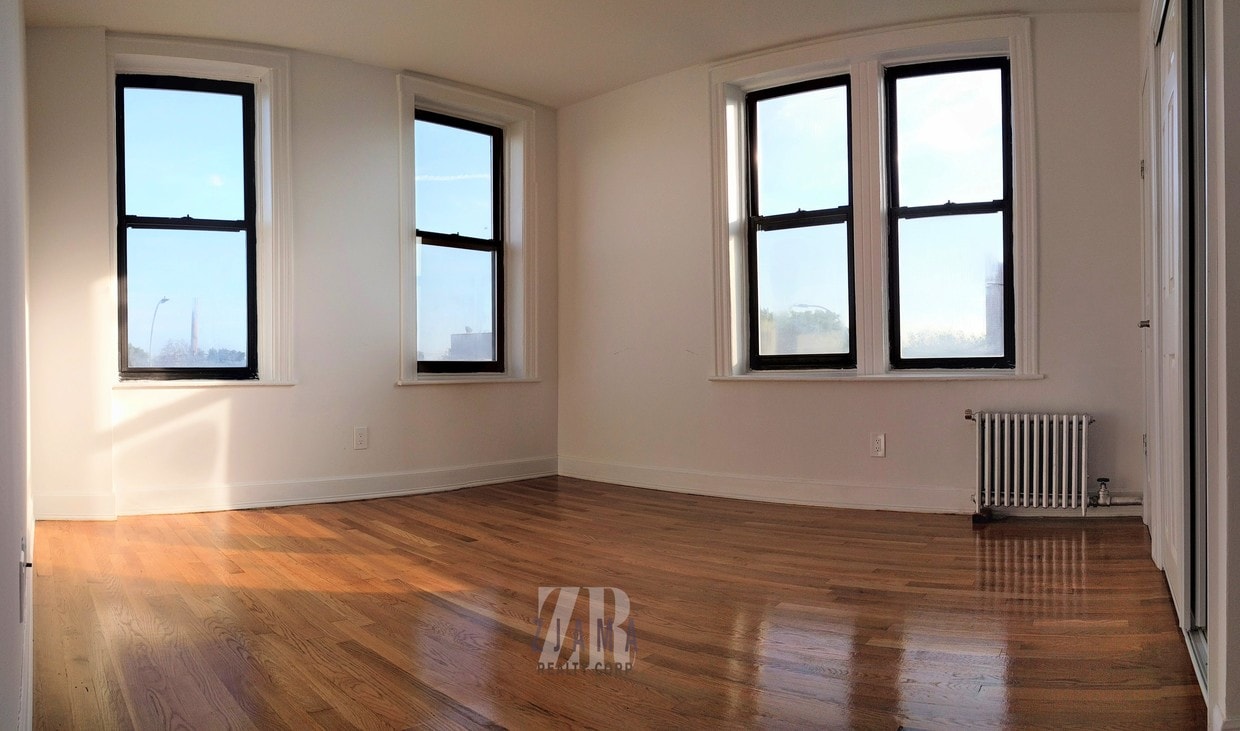 Primary Photo - 1275 Bay Ridge Ave