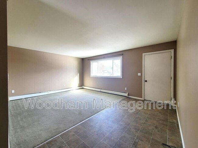 Building Photo - 509 N 16th Ave