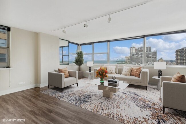 Foto del edificio - 6301 N Sheridan Rd