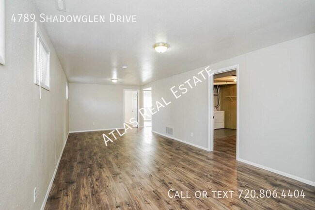 Building Photo - HOLIDAY SPECIAL! 6 WEEKS FREE RENT IF MOVE...