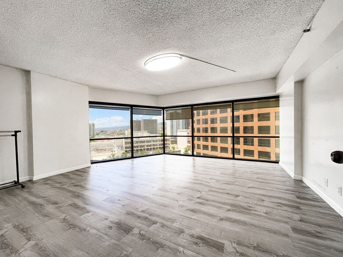 Foto principal - Downtown Condo with Central A/C