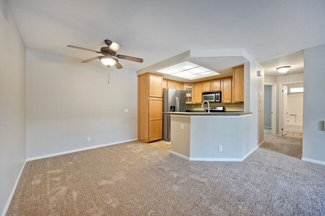 Foto del edificio - 12588 Carmel Creek Rd